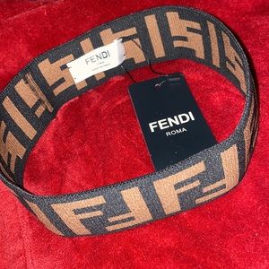 New With Tags unisex Fendi Head band 🤎🖤
